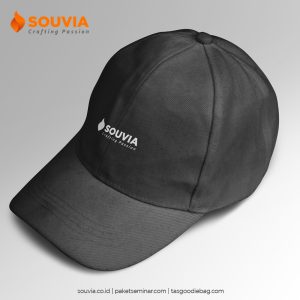 souvenir topi polo dapat digunakan untuk menghalau panas saat mudik lebaran