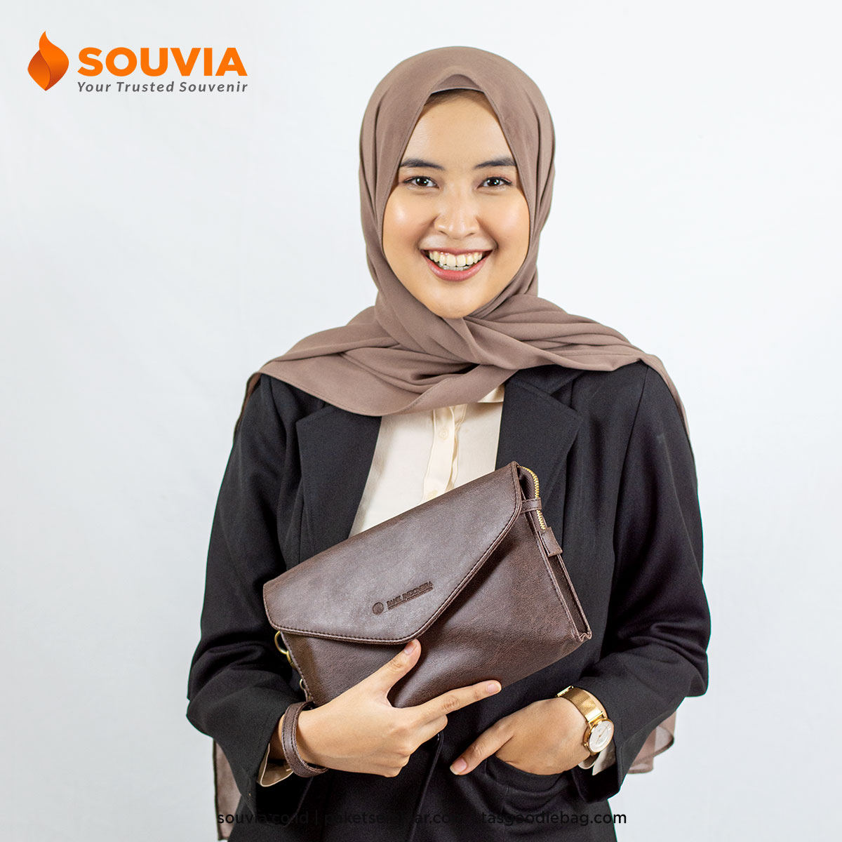 pouch souvia