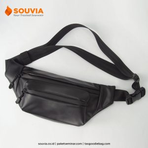 waist bag kulit sintetis dengan resleting waterproof