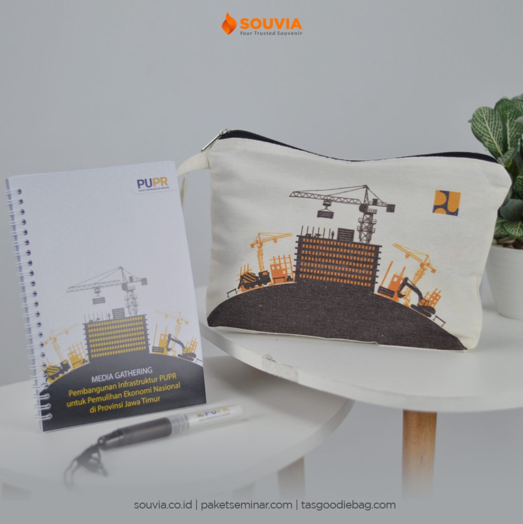 souvenir kantor dan seminar PUPR dengan desain seminar kit yang memakai ilustrasi