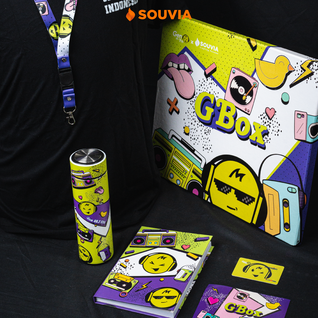 paket souvenir hasil produk kerja sama anatra SOUVIA dengan GenFM
