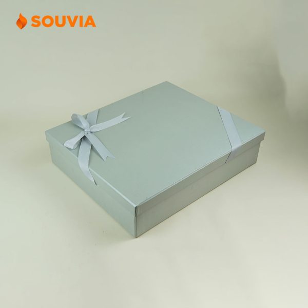 Ingenious giftset sebagai business kit dalam keadaan box tertutup.