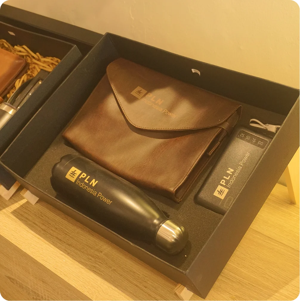 Souvia Experience Store Souvenir Box