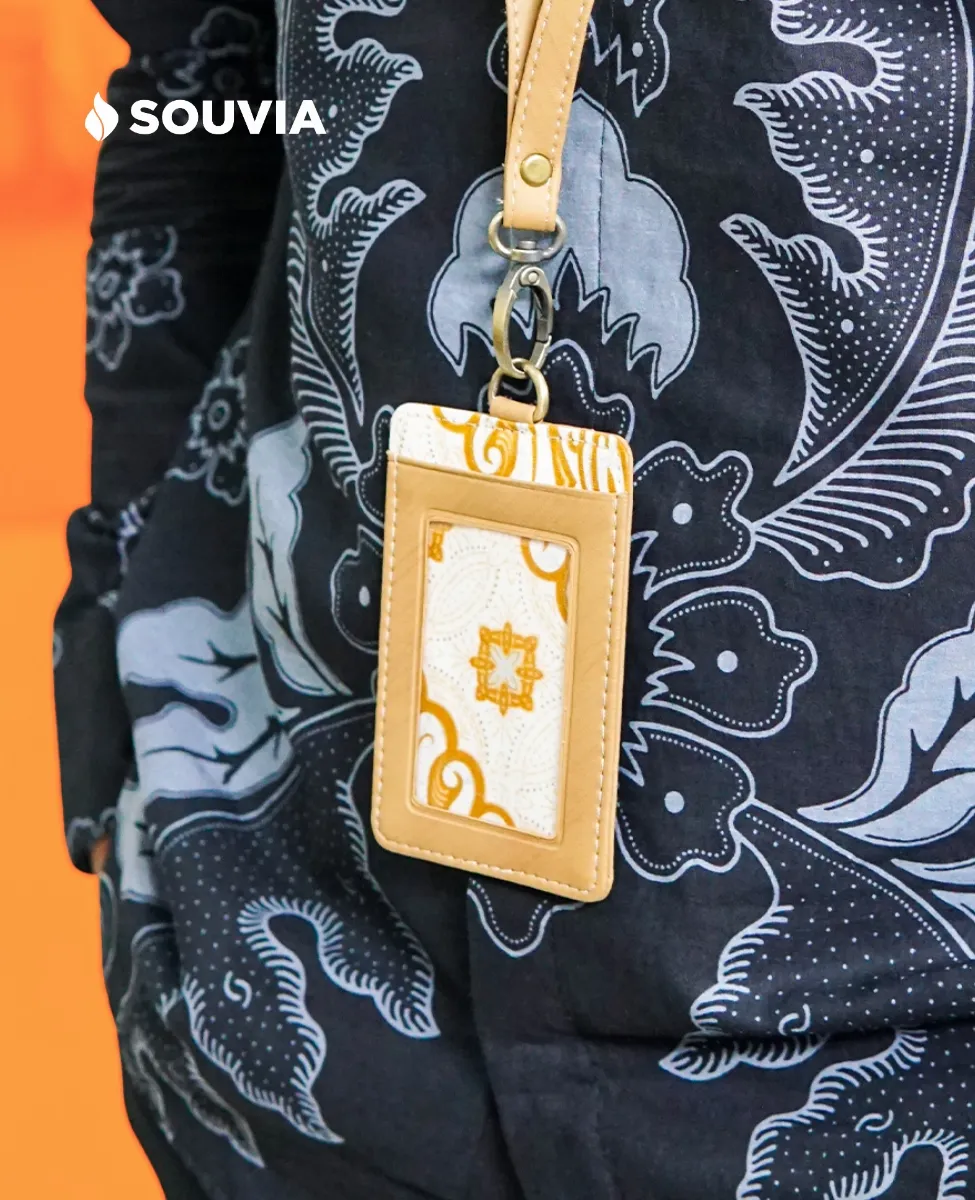 Nametag & Cardholder